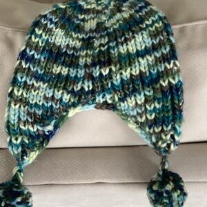Vibrant Knit Pom-Pom Hat for woman